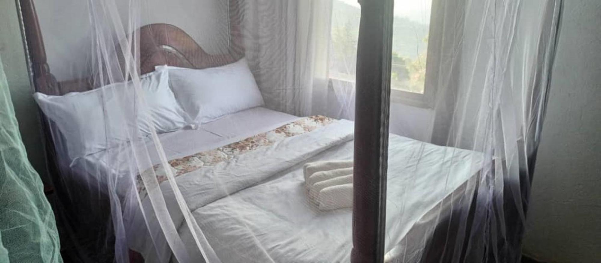 Ruhija Gorilla Guest House Kabale Exteriör bild